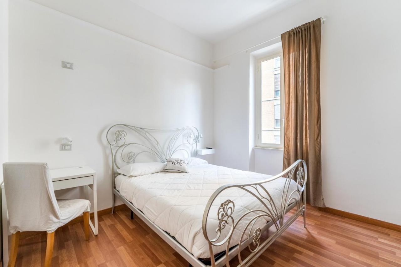 Rooms Piramide Rome Buitenkant foto