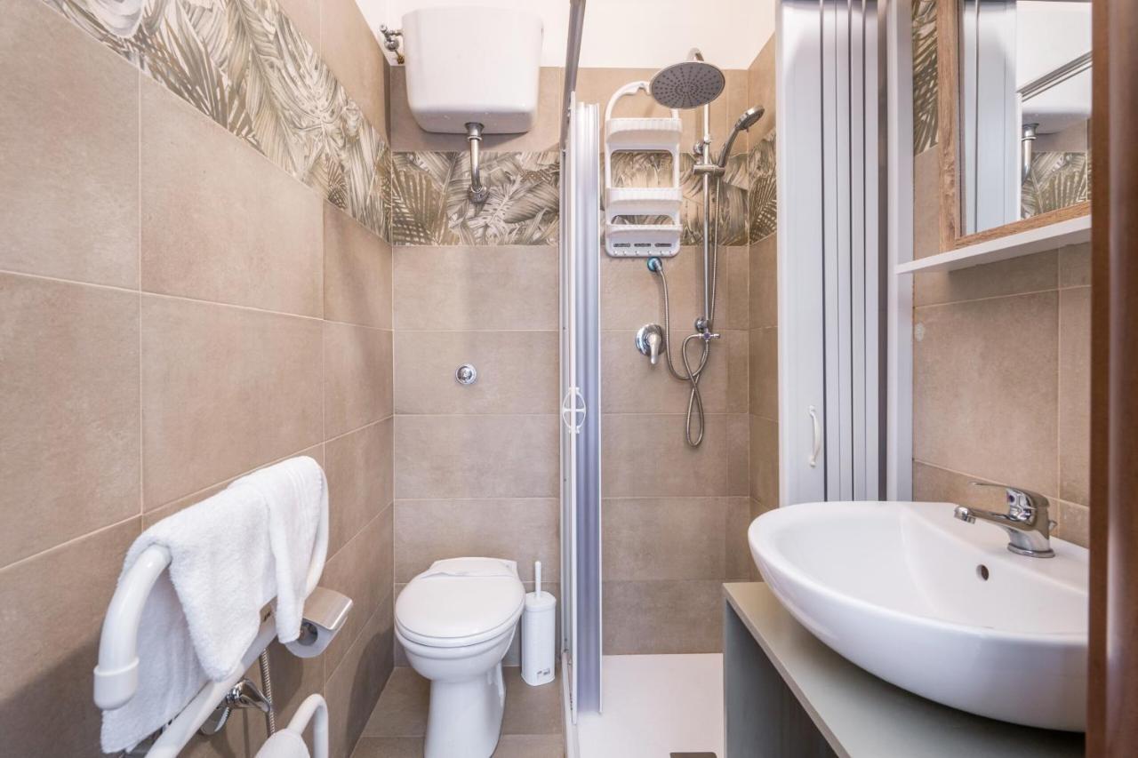 Rooms Piramide Rome Buitenkant foto