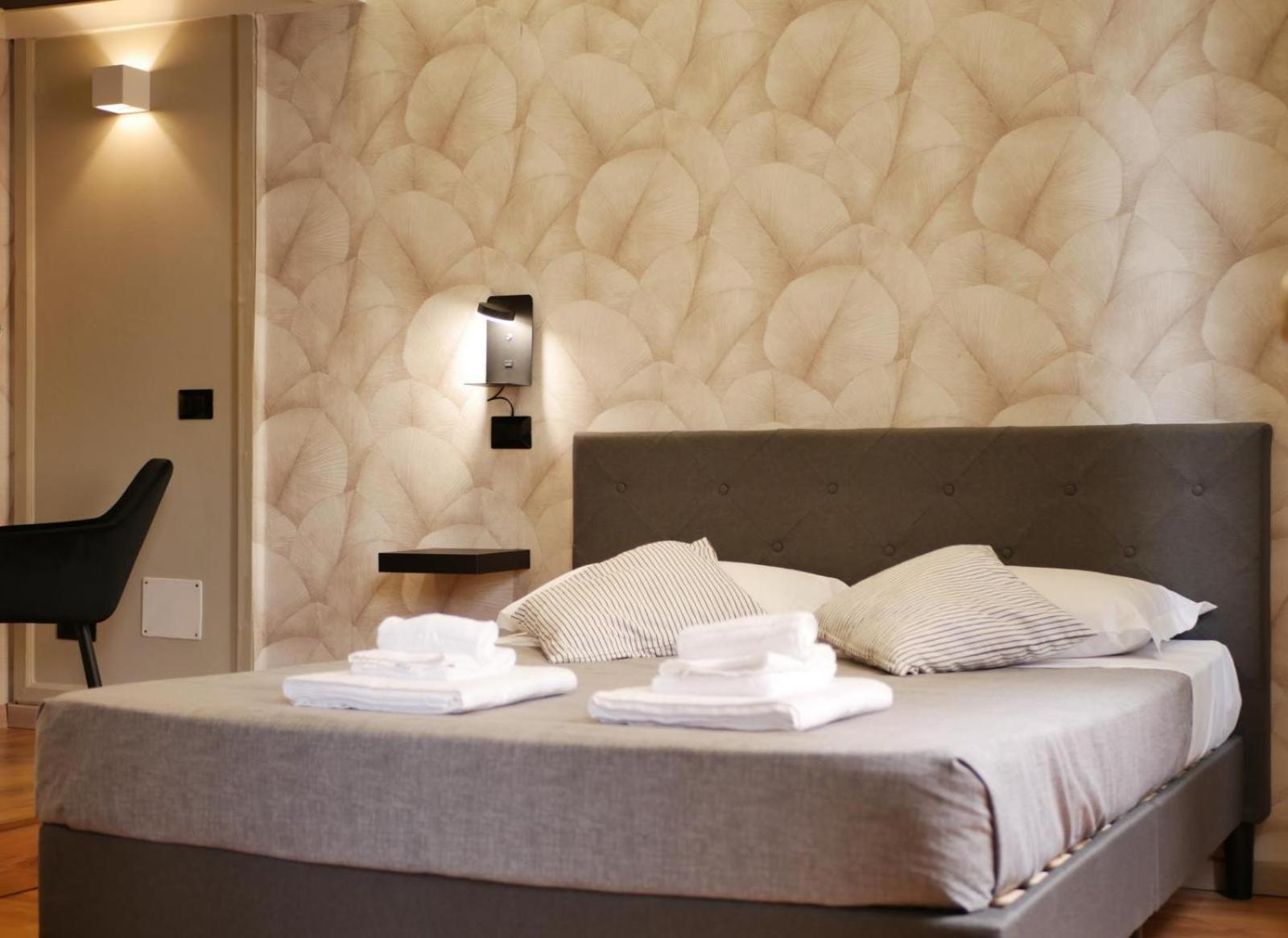 Rooms Piramide Rome Buitenkant foto